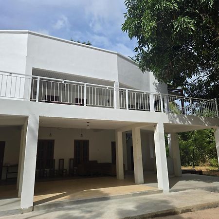 Hotel Wilpattu Corridor Leisure Exterior foto